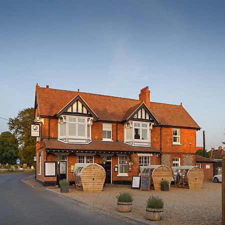 The Ship Inn Weybourne Exterior photo